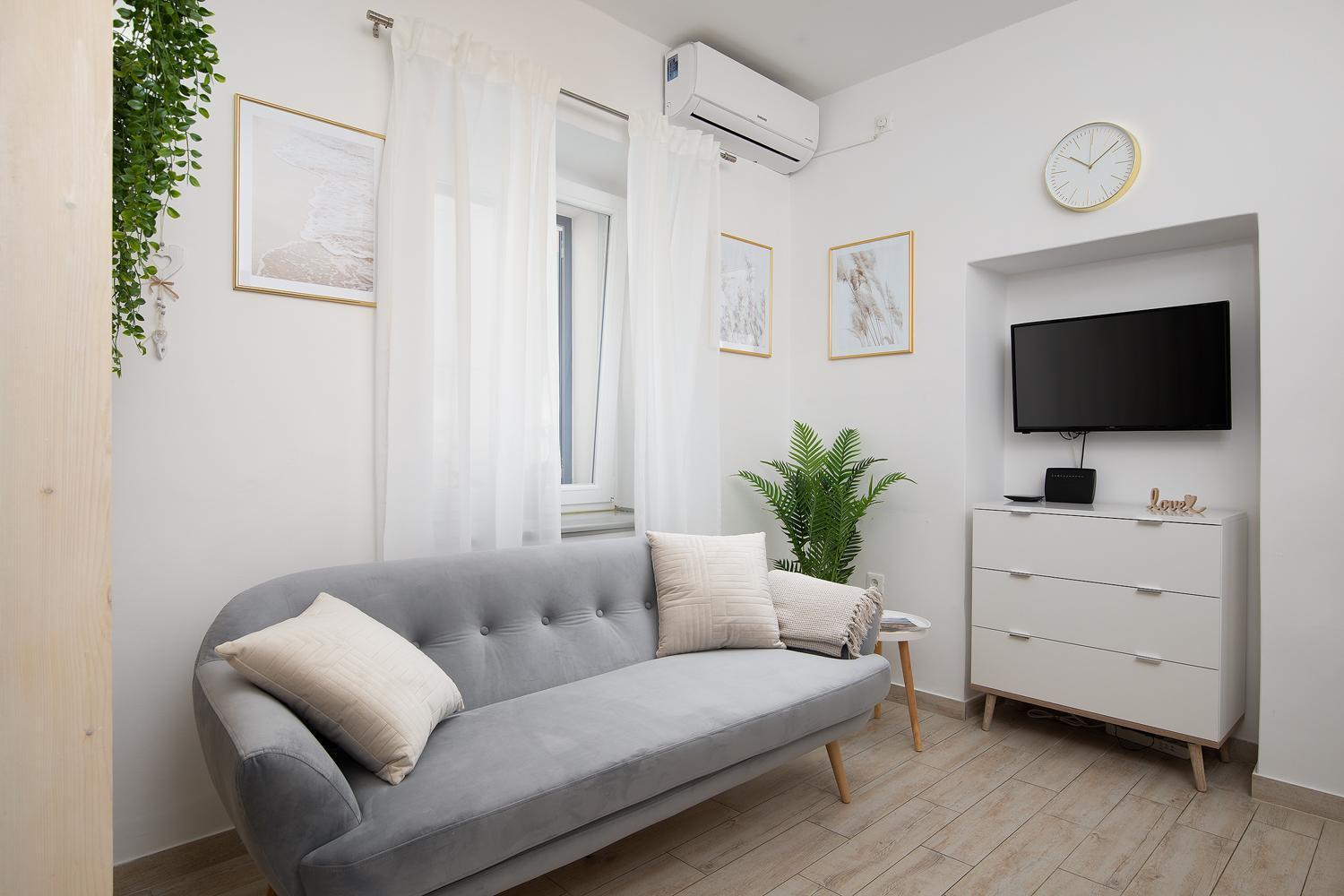 Elegant Apartment Next To Arena พูลา ภายนอก รูปภาพ